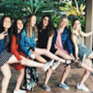 Meet your Posher, Brooke